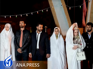 آیین ازدواج ۲۵ زوج دانشجوی دانشگاه آزاد چگونه گذشت؟ آیین ازدواج ۲۵ زوج دانشجوی دانشگاه آزاد چگونه گذشت؟