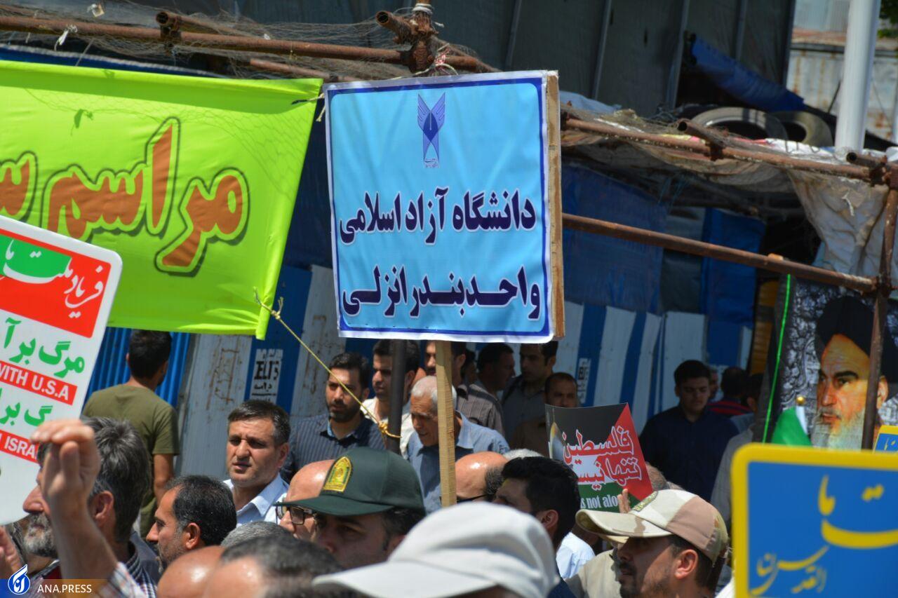 عهد پایدار دانشگاهیان در بهمن تماشاییِ ۱۴۰۲/ حماسه دانشجویان دیدنی شد + فیلم و عکس