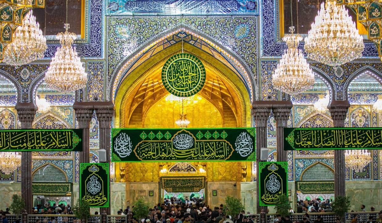 حضور پرشور زائران در کربلا همزمان با میلاد امام حسین(ع)+ فیلم حضور پرشور زائران در کربلا همزمان با میلاد امام حسین(ع)+ فیلم