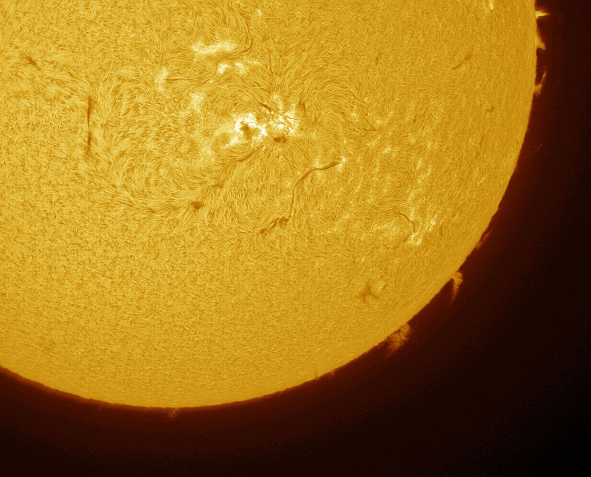 تصاویر نجومی ۲4 بهمن (۱3 فوریه) تصاویر نجومی ۲4 بهمن (۱3 فوریه)