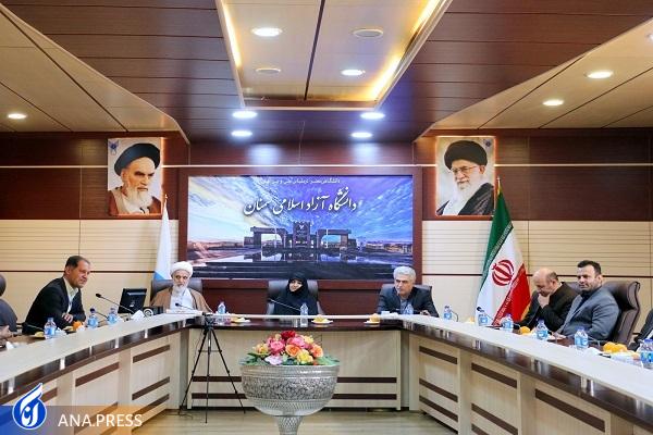 تجلیل از اعضای هیئت علمی دانشگاه آزاد اسلامی واحد سمنان تجلیل از اعضای هیئت علمی دانشگاه آزاد اسلامی واحد سمنان