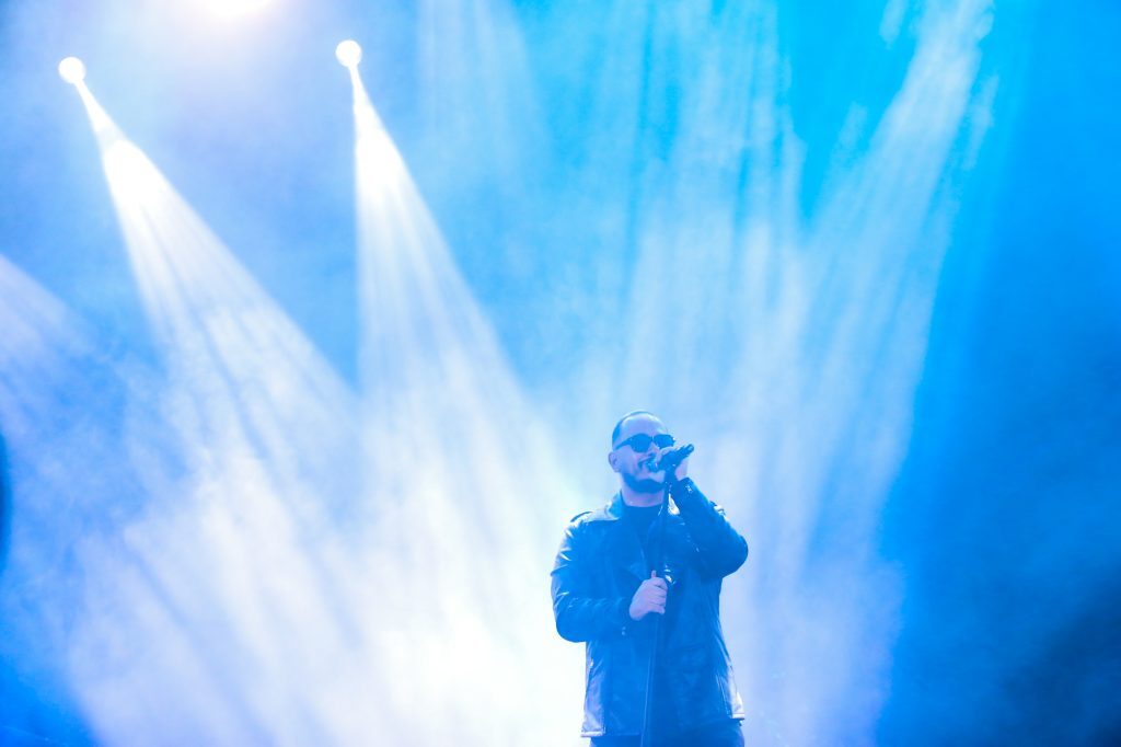 انفجار جمعیت در کنسرت یک خواننده پاپ