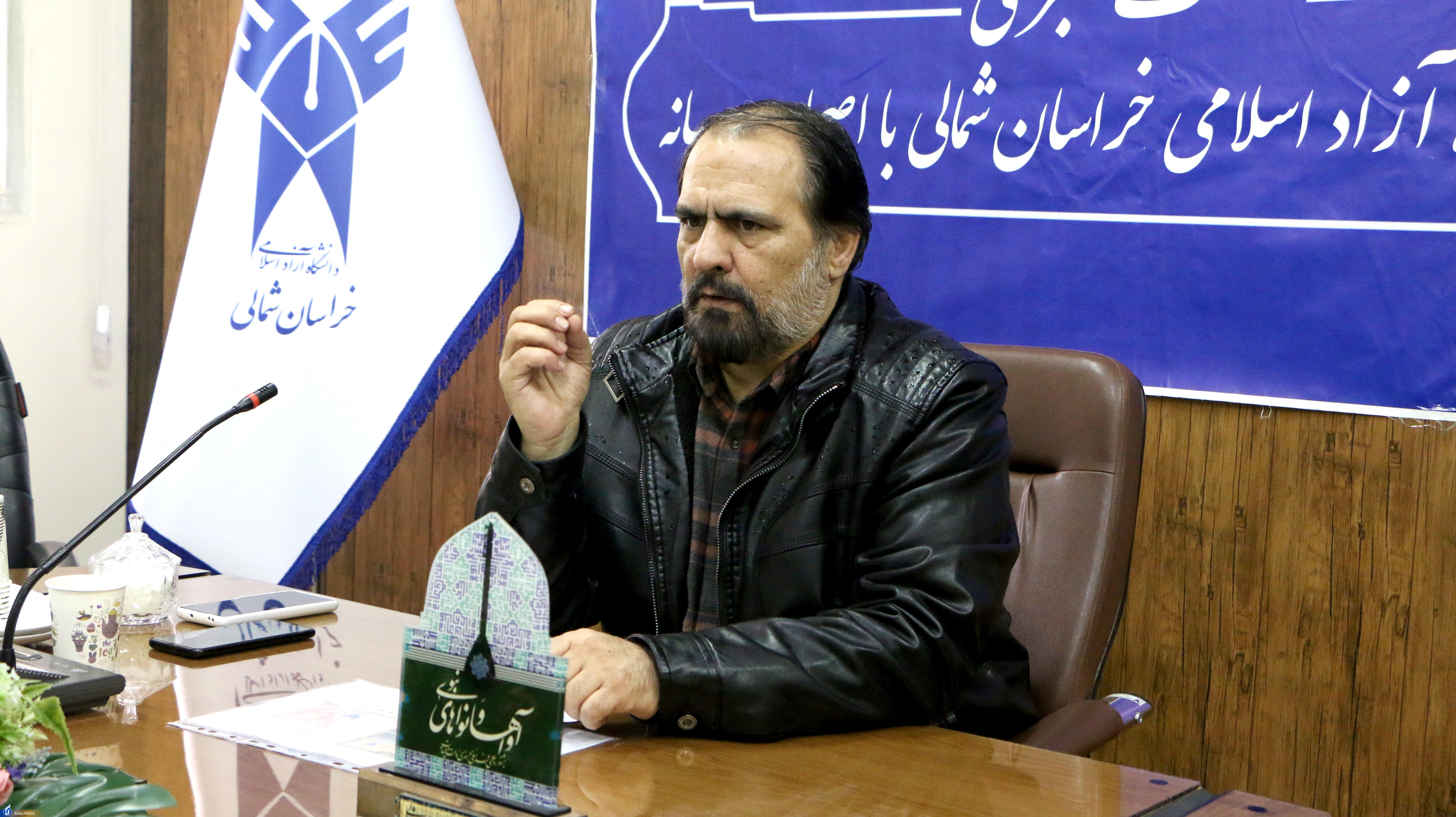 ۴۰ درصد شرکتکنندگان در جشنواره ملی «آواها و نواهای نبوی» از بانوان هستند ۴۰ درصد شرکتکنندگان در جشنواره ملی «آواها و نواهای نبوی» از بانوان هستند