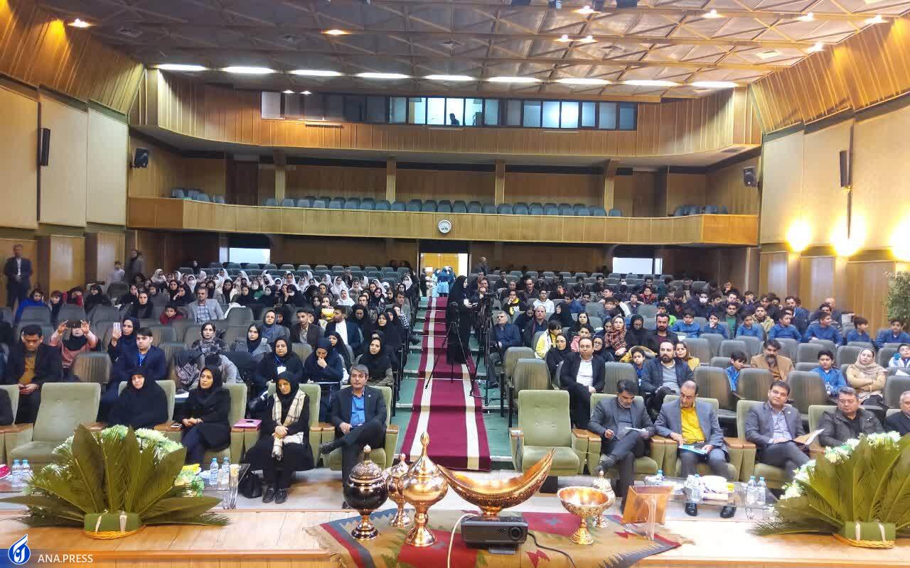 سمای استان چهارمحال و بختیاری مدرسه و راهبر برتر پژوهشی شناخته شد سمای استان چهارمحال و بختیاری مدرسه و راهبر برتر پژوهشی شناخته شد