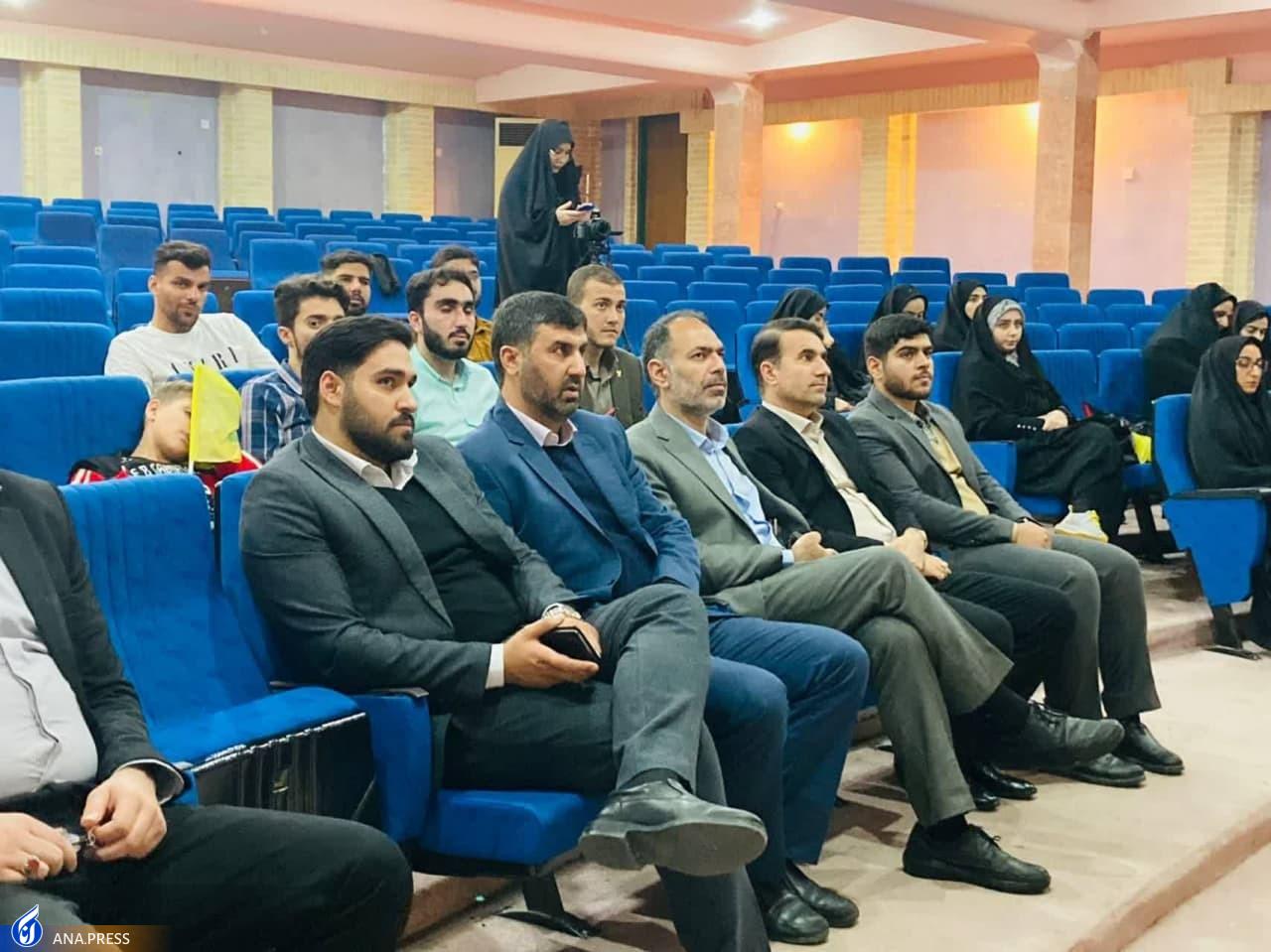 آفت تشکلهای تکنفره در دانشگاهها؛ تشکلها دنبال جانشینپروری باشند آفت تشکلهای تکنفره در دانشگاهها؛ تشکلها دنبال جانشینپروری باشند