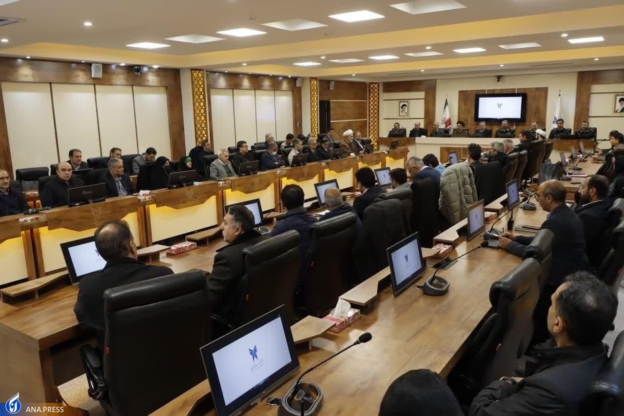 دشمن در صحنه داخلی یارانش را از دست داده است/ حفاظت از صندوق‌های رأی با بسیج ۱۷ هزار نیرو