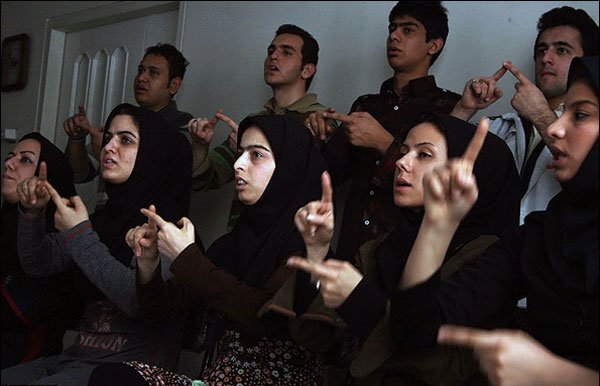 آثار جشنواره فیلم فجر چگونه برای ناشنوایان آماده میشود؟/ لذت فیلم دیدن با تنها زبان بیصدای جهان آثار جشنواره فیلم فجر چگونه برای ناشنوایان آماده میشود؟/ لذت فیلم دیدن با تنها زبان بیصدای جهان