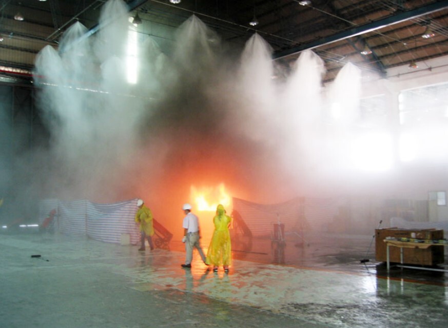 فناوری شعلههای آتش را در مینوردد/معرفی دستاوردهای متخصصان ایرانی برای مهار آتشسوزی فناوری شعلههای آتش را در مینوردد/معرفی دستاوردهای متخصصان ایرانی برای مهار آتشسوزی