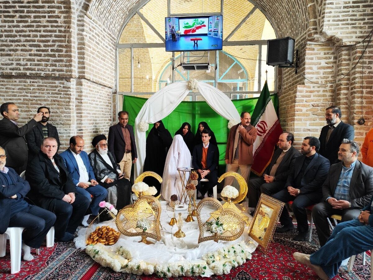 مخابره پیام اقتدار ملت ایران به دنیا در همین ساعات ابتدایی/ شعب اخذ رأی در استان‌ها مملو از جمعیت است