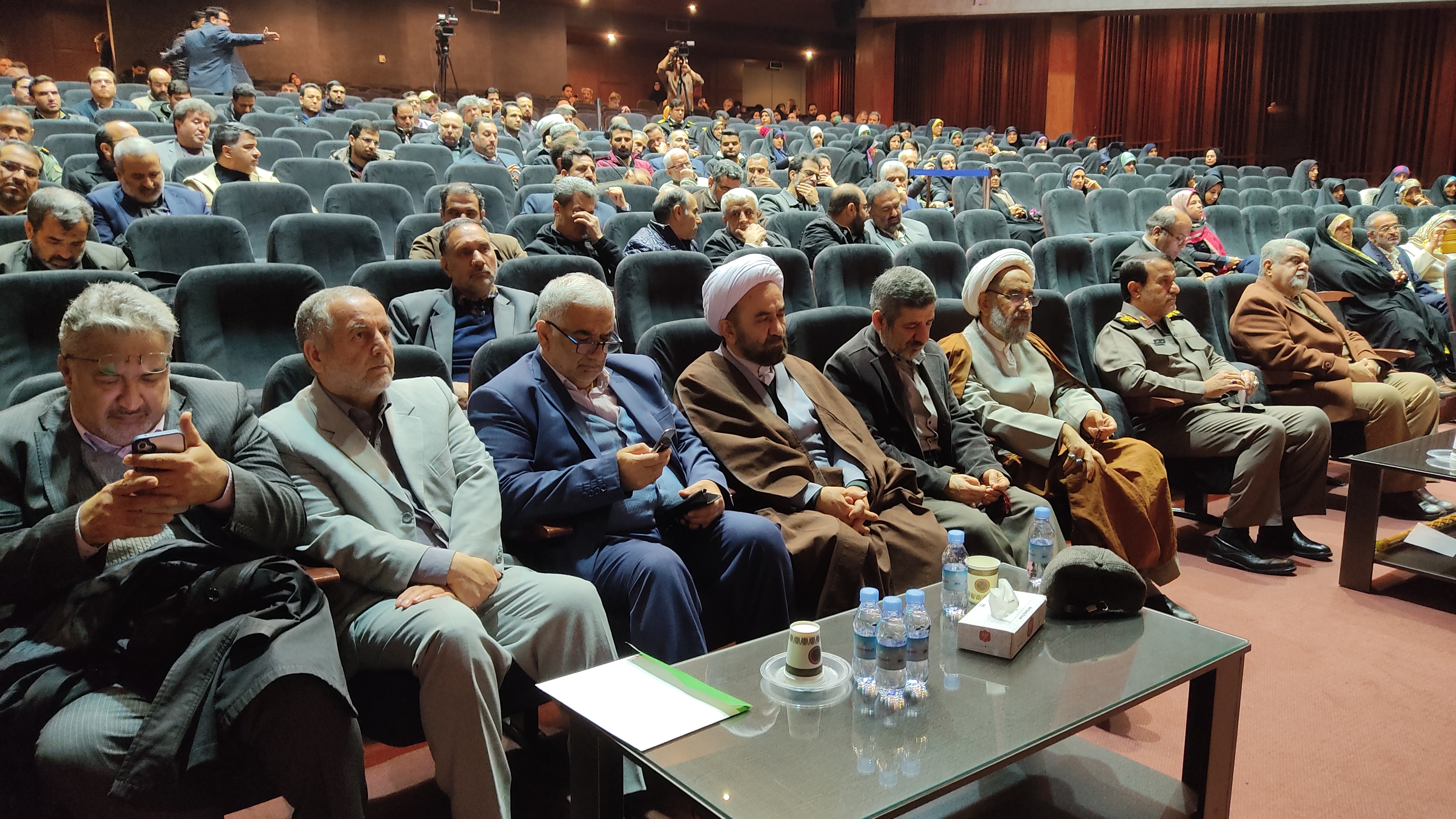 برگزیدگان جایزه کتاب سال دفاع مقدس معرفی شدند