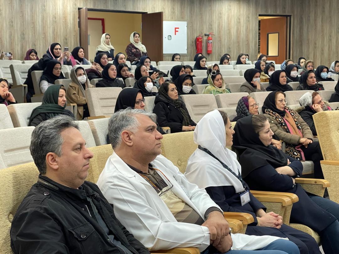 سرطان سینه دختران 18 سال به بالا را تهدید می‌کند/ راهکار مقابله با سرطان