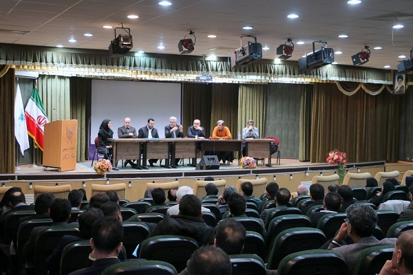 اجرای طرح دستیاران آموزشی موجب ارتقای دانشگاه آزاد می‌شود