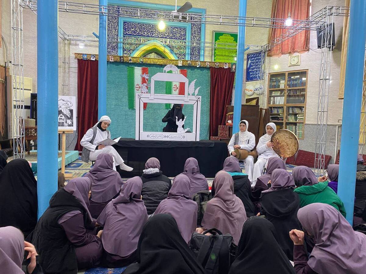 اجرای تئاتر در مسجد تجربه متفاوت و خاطره انگیزی بود