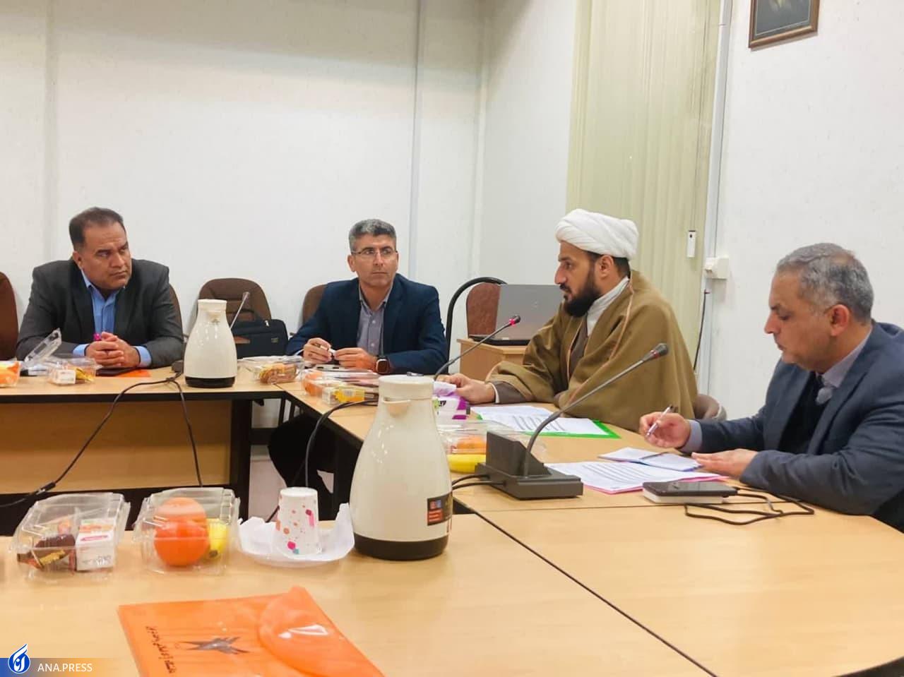 مردم به کوری چشم دشمنان پای صندوقهای رأی میآیند مردم به کوری چشم دشمنان پای صندوقهای رأی میآیند