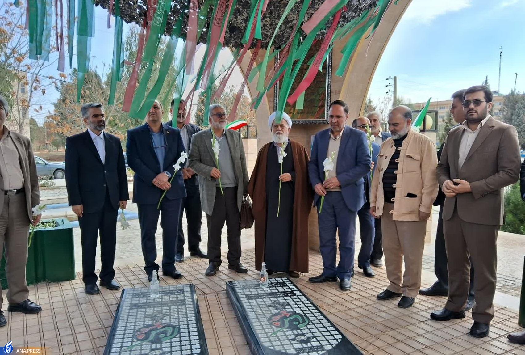 از ارسال یک‌هزار اثر ادبی به دبیرخانه جشنواره «دلنوشته‌ای به امام زمان(عج)» تا توسعه فرهنگ غنی مهدویت