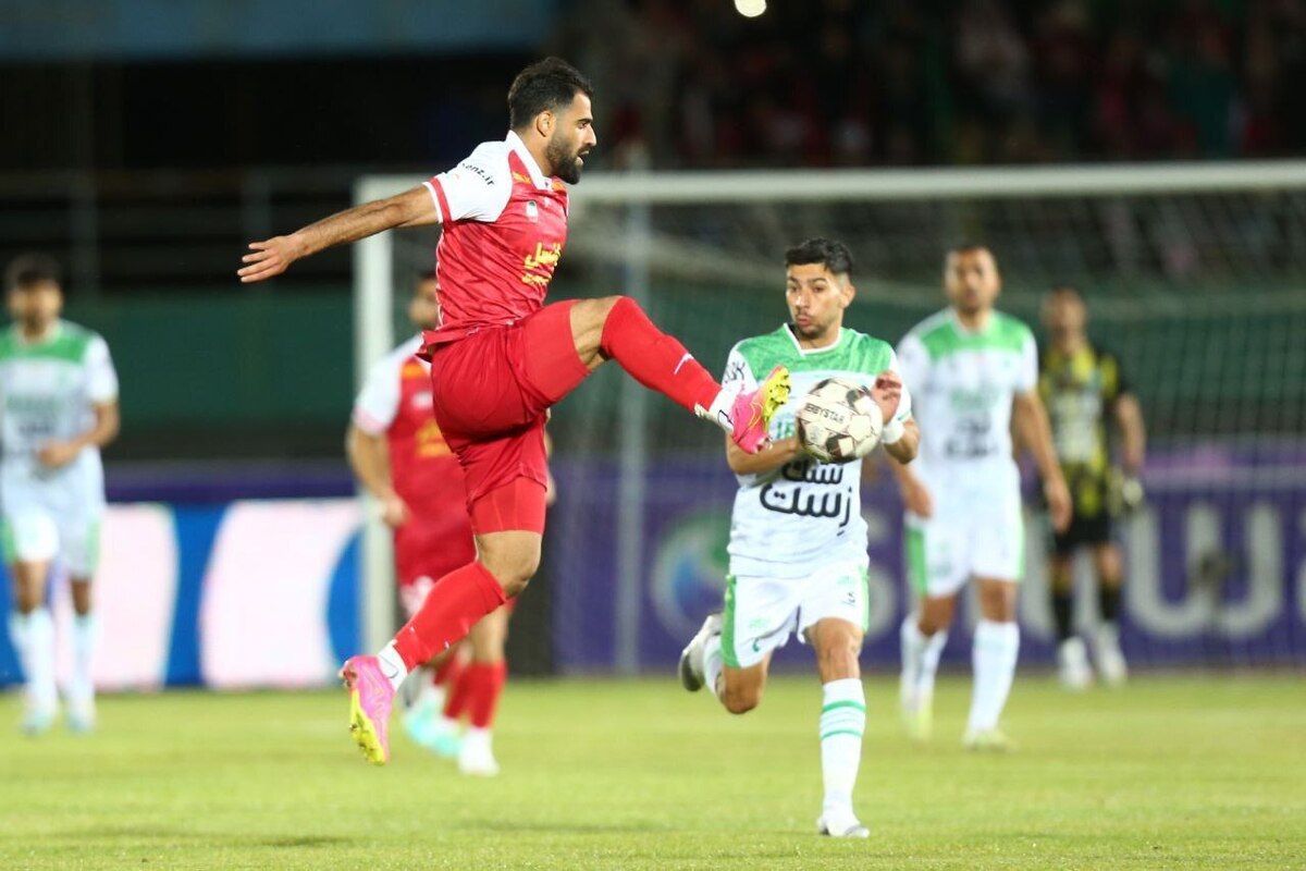 AFC به خاطر یک تکل محروم می‌کند، فدراسیون به خاطر درگیری و کتک‌کاری جریمه  این است دلایل پسرفت در فوتبال ایران!