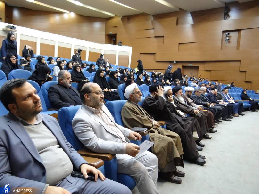 بهره‌مندی تنها دو درصد جامعه از کلام امیرالمؤمنین(ع)/ مظلومیت نهج‌البلاغه مشهود است