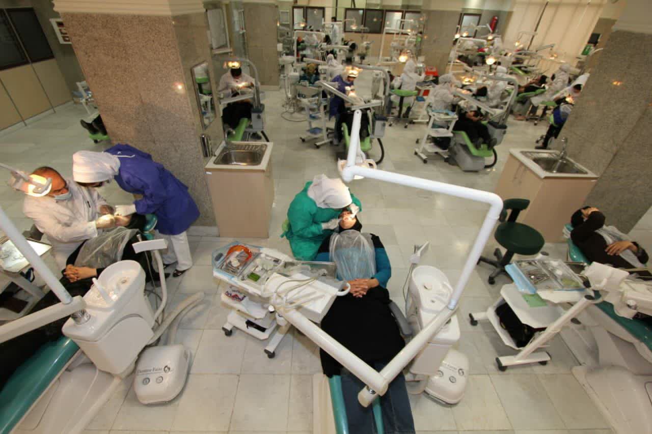 ۶ هزار و ۵۰۰ دانش‌آموخته دندانپزشکی در ۳۸ سال/ بهترین بودیم، چون شهریه می‌دادیم