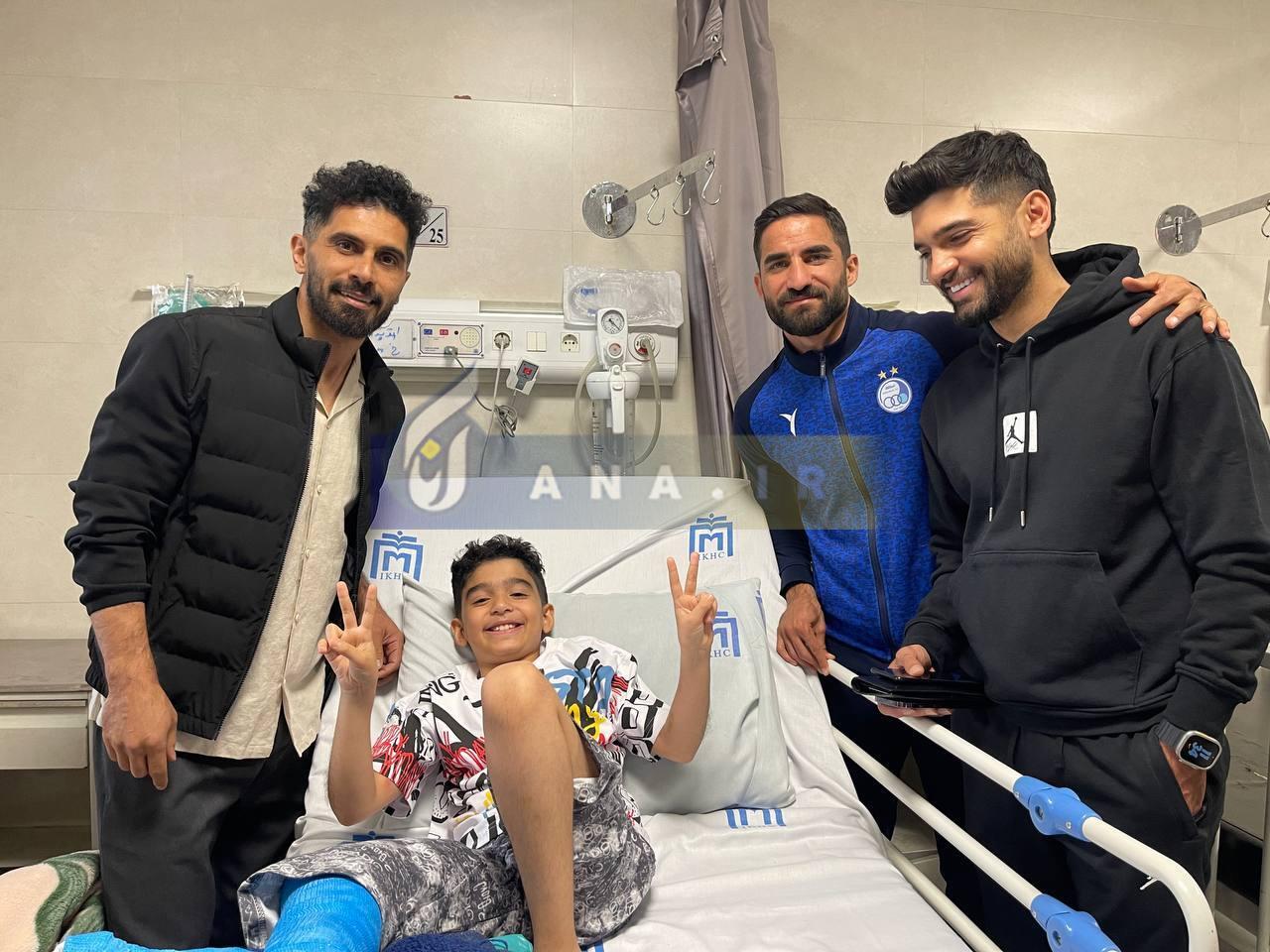 عالیشاه هم به عیادت کودکان سرطانی شتافت+تصاویر