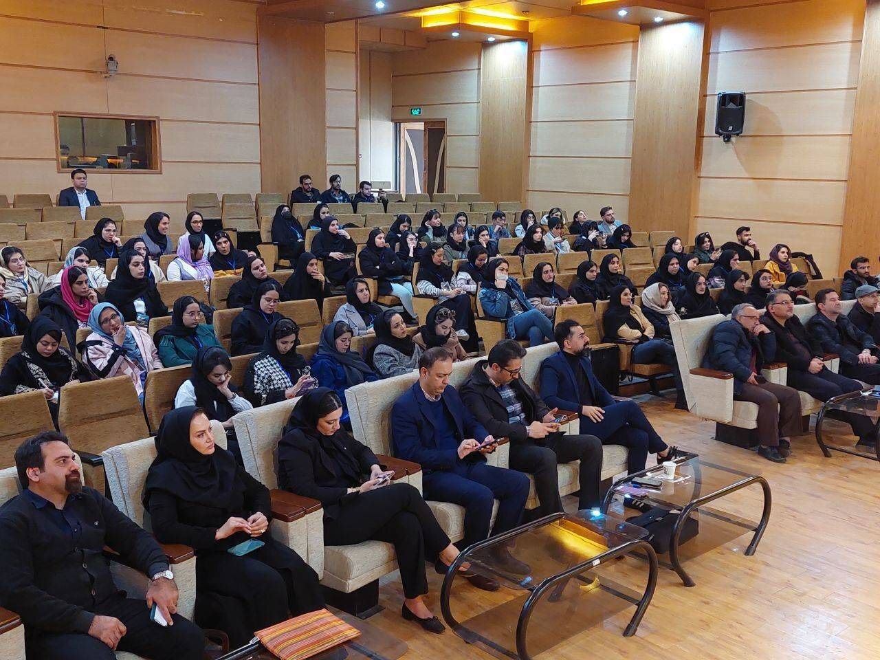 تجاریسازی محصولات مبتنی بر فناوری چند قالب اصلی دارد؟ تجاریسازی محصولات مبتنی بر فناوری چند قالب اصلی دارد؟