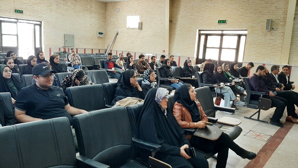 نخستین دوره آموزشی آشنایی با جاذبههای گردشگری شهرستان خفر چگونه گذشت؟ نخستین دوره آموزشی آشنایی با جاذبههای گردشگری شهرستان خفر چگونه گذشت؟