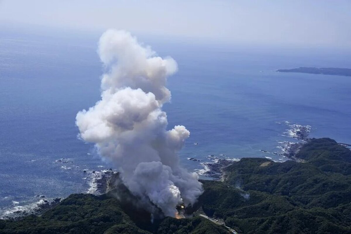 موشک ژاپن چند ثانیه پس از پرتاب منفجر شد