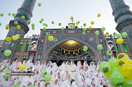 جشن میلاد مهدی موعود(عج) در مسجد جمکران