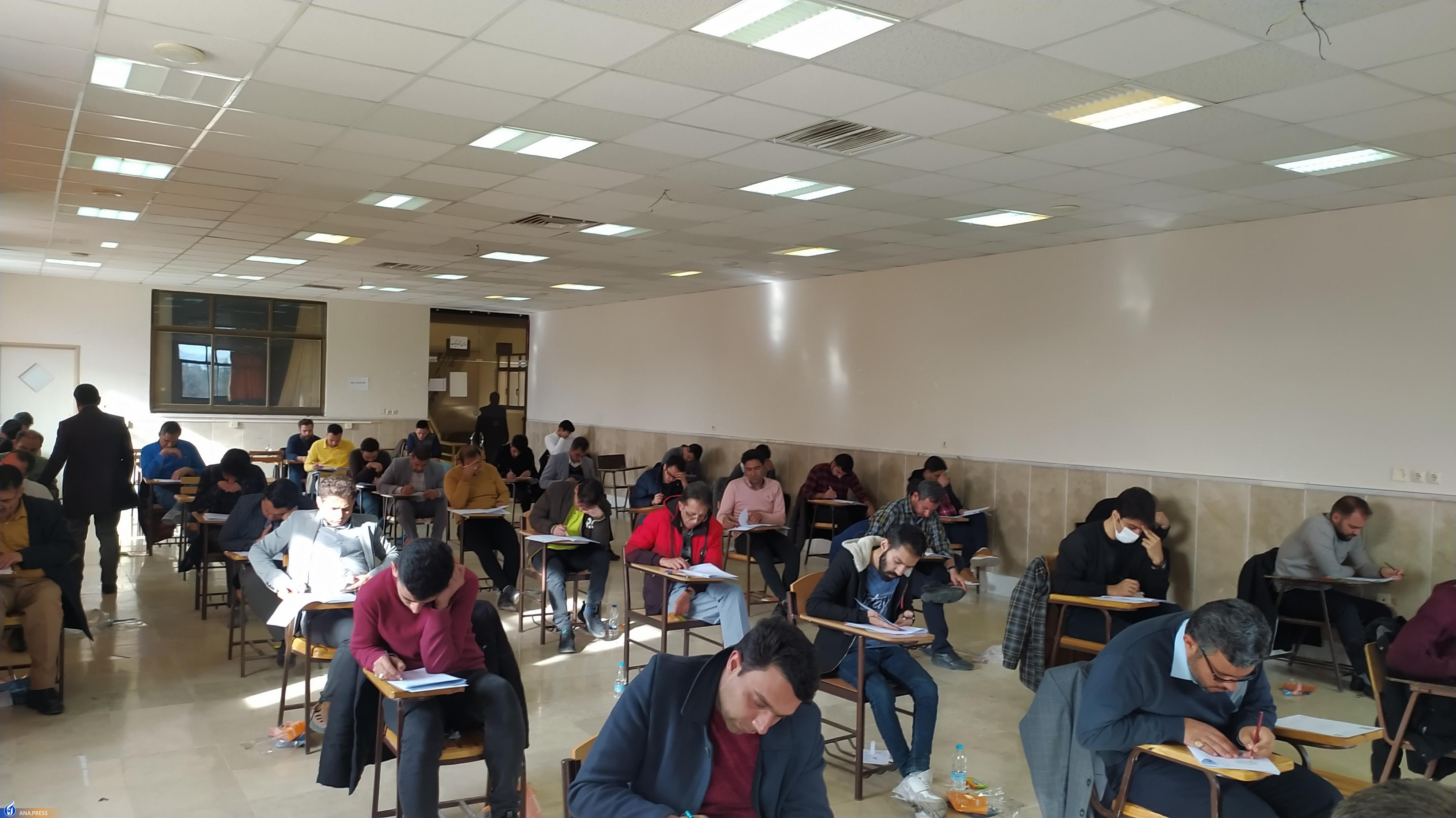 ماراتن متقاضیان صندلیهای کارشناسیارشد و دکتری دانشگاهها ماراتن متقاضیان صندلیهای کارشناسیارشد و دکتری دانشگاهها