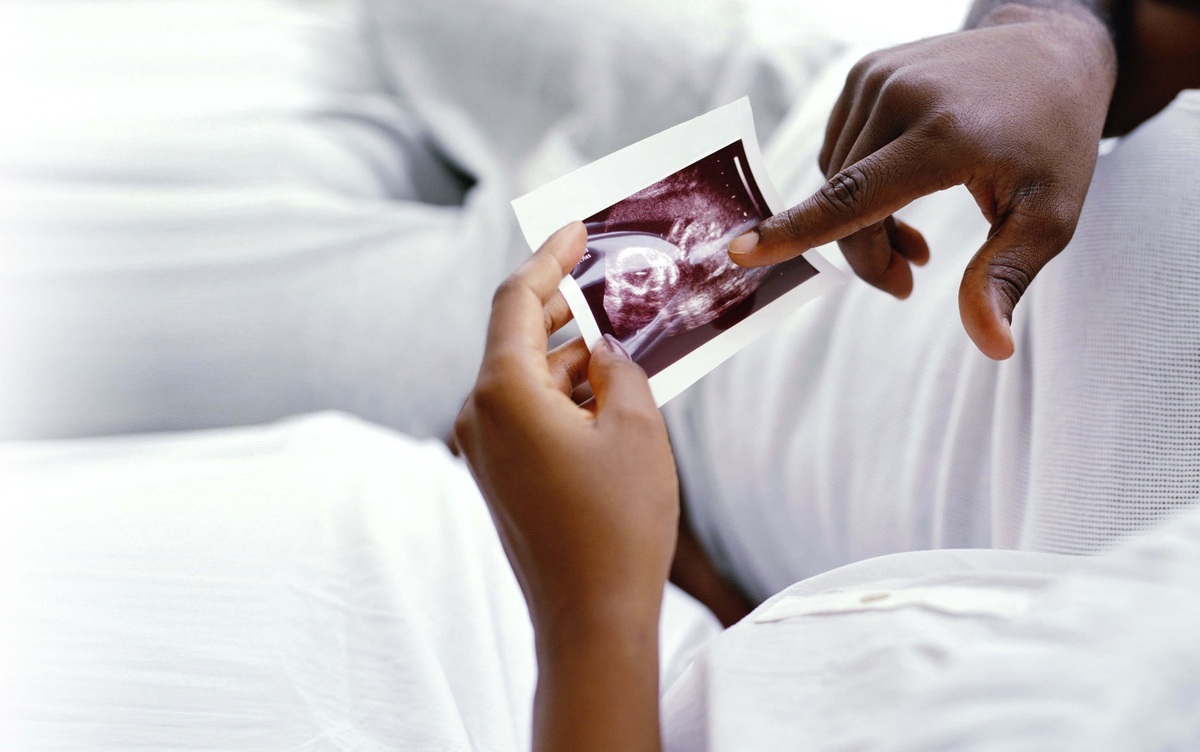 مشاوره قبل از بارداری برای شناسایی عوامل خطر و کاهش عوارض