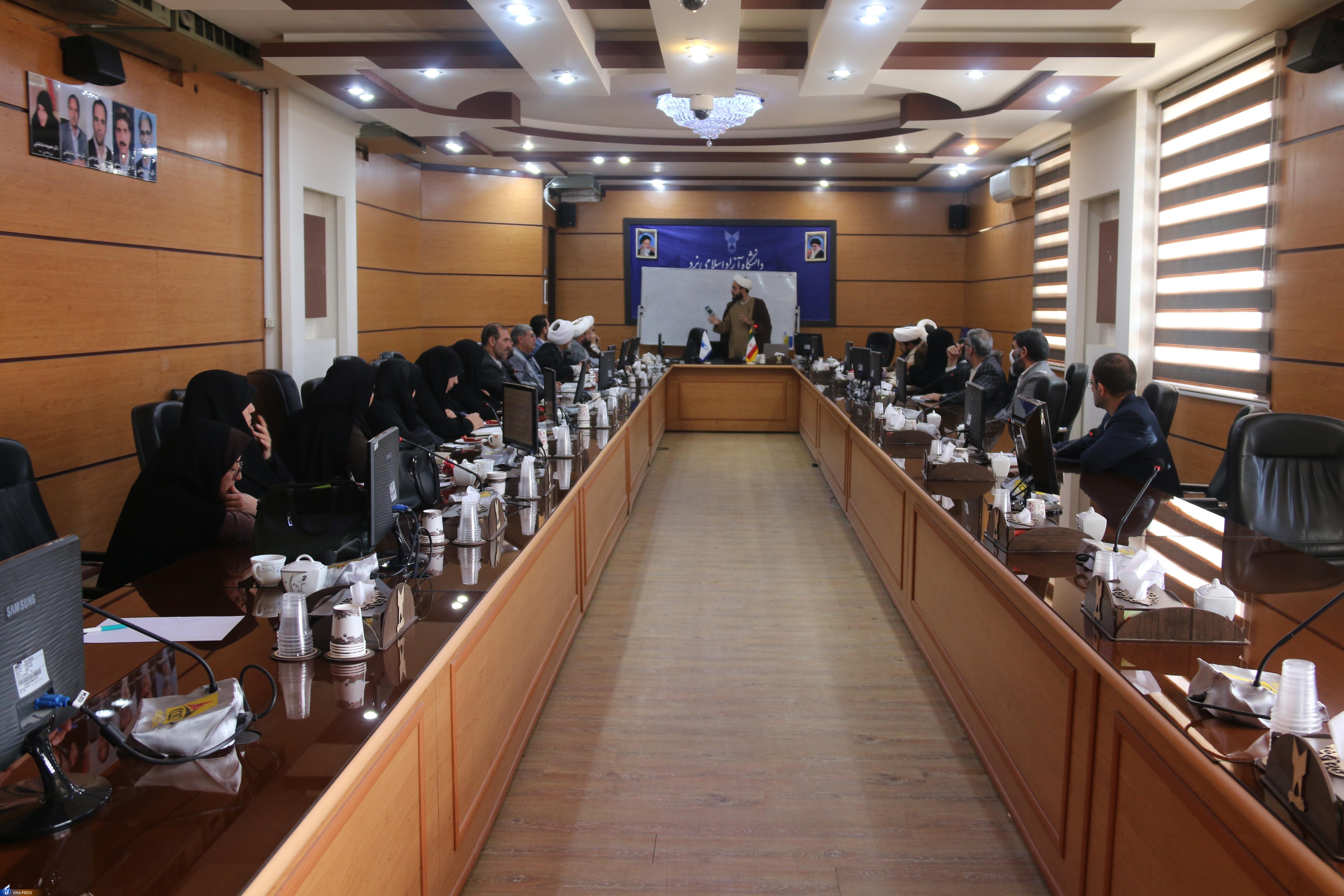 مدل موفقیت قرآنی عقبیسازی در پرتو دنیاسازی است مدل موفقیت قرآنی عقبیسازی در پرتو دنیاسازی است