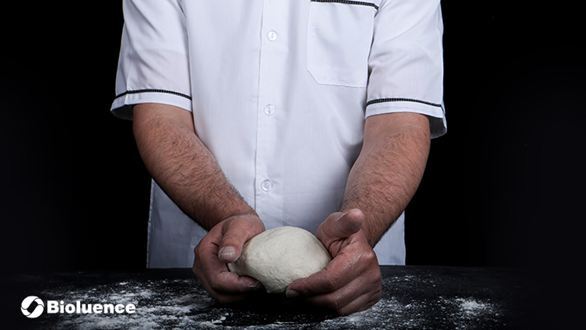 بایولوئنس آنزیمهای مورد نیاز کشور را در حوزه آرد مصرفی نان تامین میکند بایولوئنس آنزیمهای مورد نیاز کشور را در حوزه آرد مصرفی نان تامین میکند