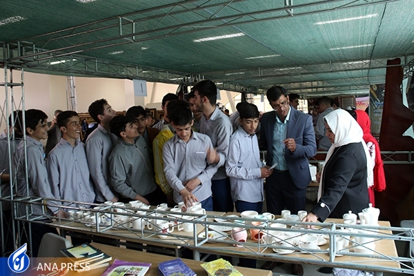 نمایشگاه متمرکز هفته مشاغل ۱۳ غرفه فرهنگی و دانشجویی دارد/ از تولید محصولات ارگانیک تا طراحی و دوخت نمایشگاه متمرکز هفته مشاغل ۱۳ غرفه فرهنگی و دانشجویی دارد/ از تولید محصولات ارگانیک تا طراحی و دوخت