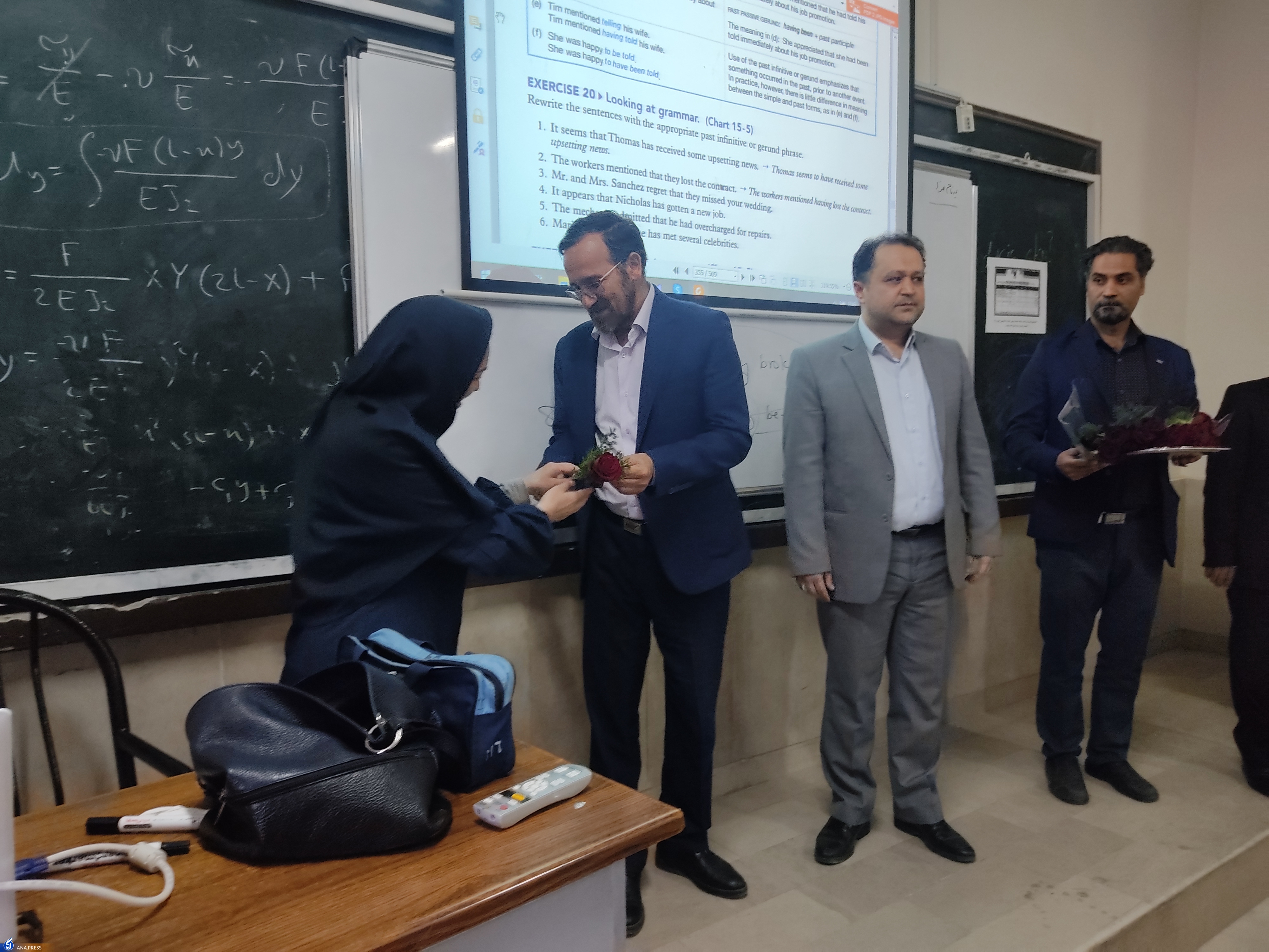 معلمان و استادان پایهگذاران سرنوشت یک ملت هستند معلمان و استادان پایهگذاران سرنوشت یک ملت هستند