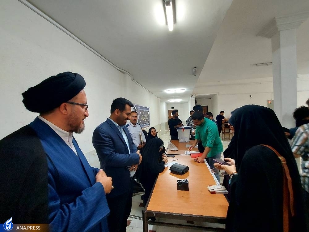 اعضای اصلی تشکل اندیشهسازان جوان دانشگاه آزاد اسلامی ممسنی معرفی شدند اعضای اصلی تشکل اندیشهسازان جوان دانشگاه آزاد اسلامی ممسنی معرفی شدند