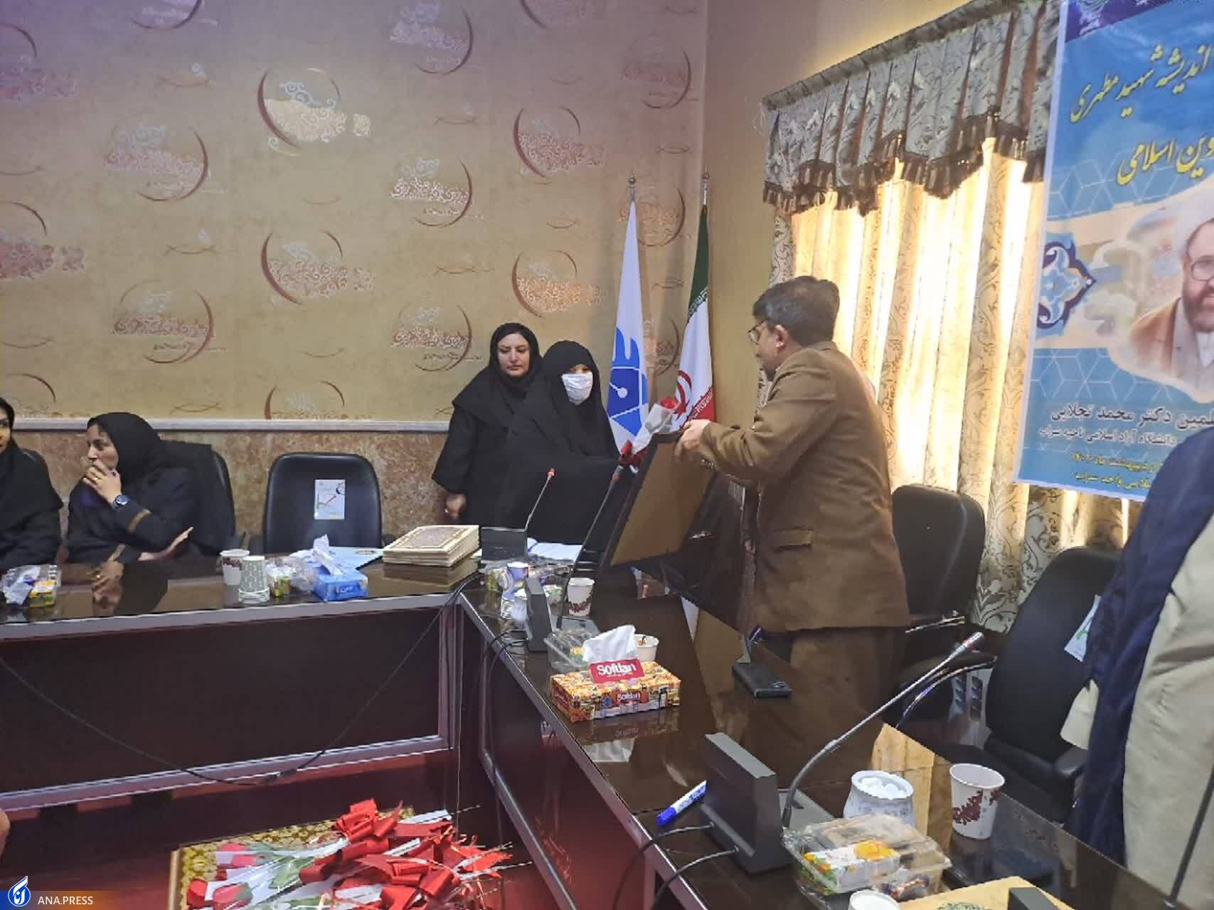 دانشگاه آزاد اسلامی علاوه بر تولید علم رسالت تبیین اندیشههای فرهنگ اسلامی را برعهده دارد دانشگاه آزاد اسلامی علاوه بر تولید علم رسالت تبیین اندیشههای فرهنگ اسلامی را برعهده دارد