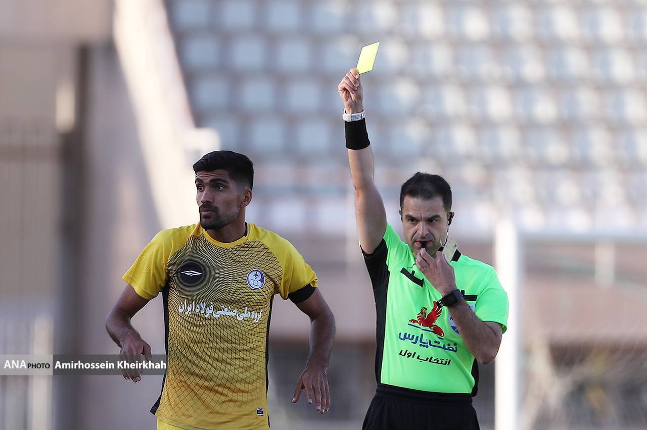 داور دربی در لیگ دسته اول فوتبال+ تصاویر