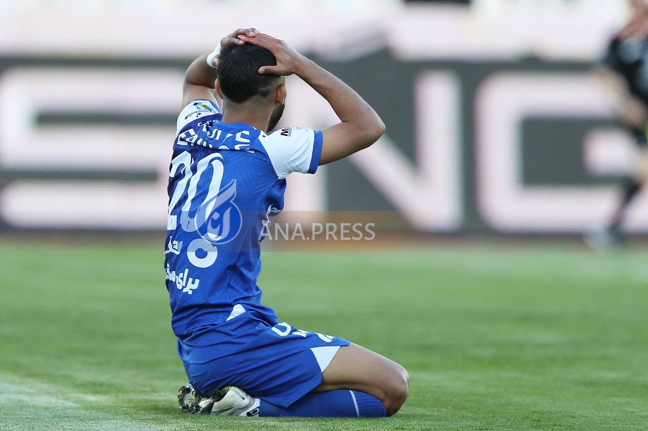 تصاویر خطای مشکوک به پنالتی قائدی مقابل صنعت نفت