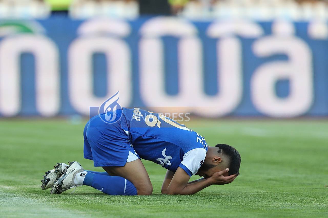 تصاویر خطای مشکوک به پنالتی قائدی مقابل صنعت نفت