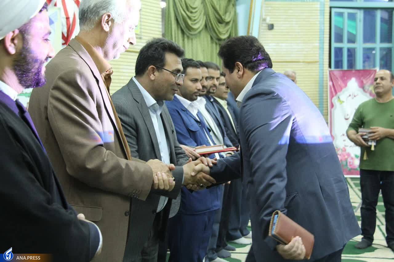 دانشگاه آزاد اسلامی با ایده‌آرایی، خلق فناوری و مهارت در علم مشکلات جامعه را رفع می‌کند