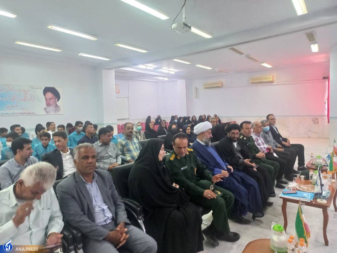 آثار شهید مطهری باید در دانشگاهها بیشتر مورد توجه قرار گیرد آثار شهید مطهری باید در دانشگاهها بیشتر مورد توجه قرار گیرد