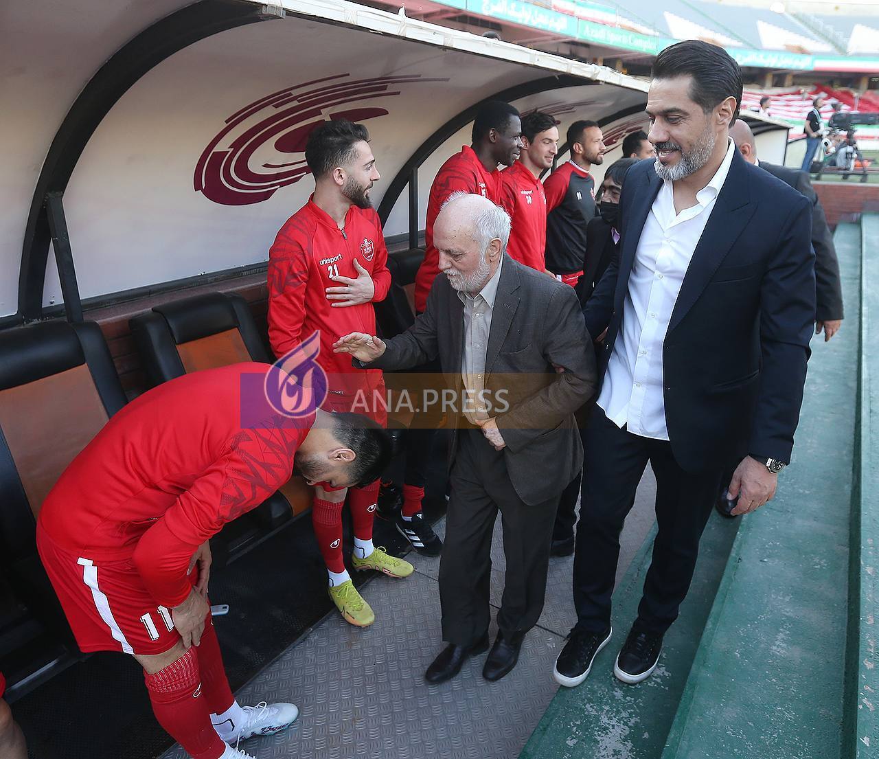 احترام خاص کامیابی‌نیا به خوردبین+تصاویر