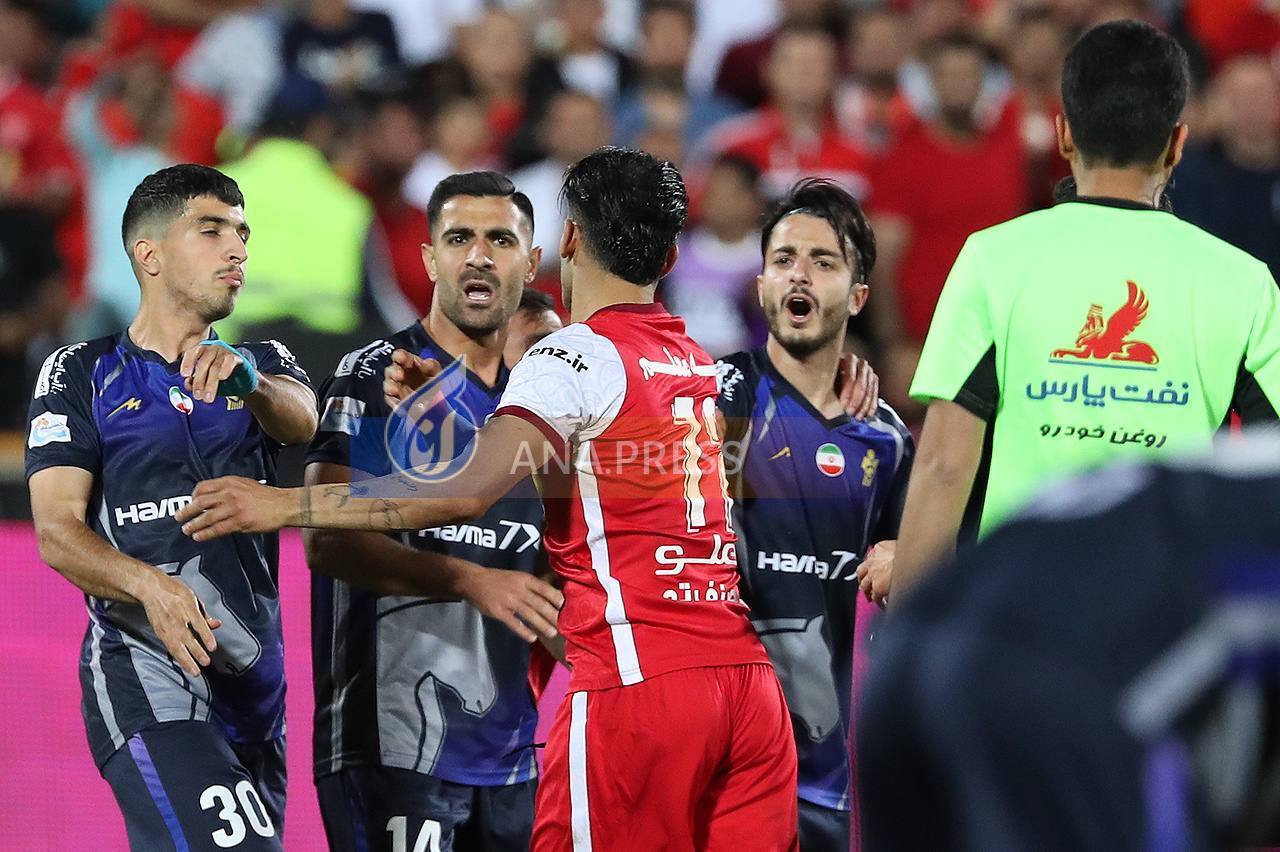 جدال سرخ‌پوشان با پیکانی‌ها+ تصاویر