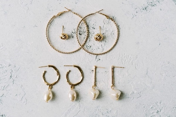 چرا گوشواره محبوبترین اکسسوری برای بانوان است؟ چرا گوشواره محبوبترین اکسسوری برای بانوان است؟