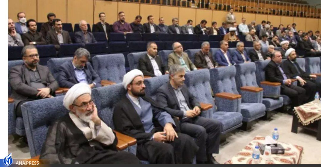 تشریح مقوله‌های اعتقادی تربیتی برای ارتباط با جوانان و برای جلوگیری از شکاف در جامعه