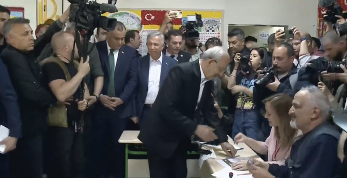 «اردوغان» و «قلیچدار اوغلو» رأی خود را به صندوق انداختند