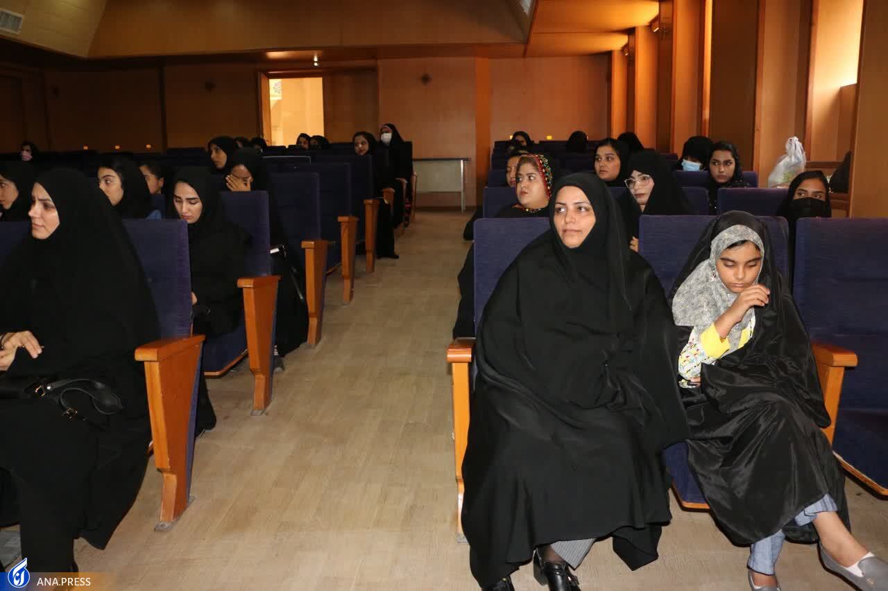 زن امروز از تعریف‌های سنتی خانه‌نشینی فاصله گرفته است/سرا‌های نوآوری برای بانوان راه‌اندازی شود