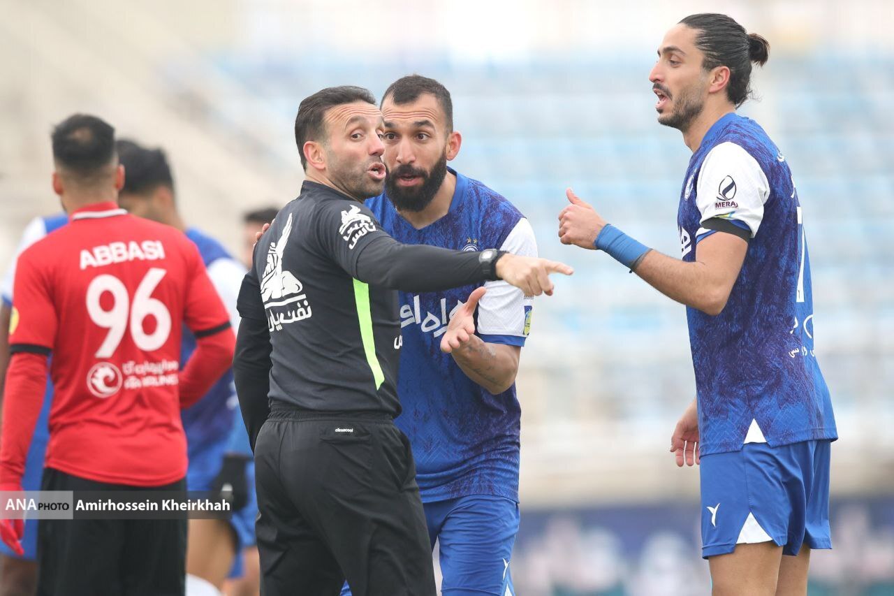 بماند/// استقلال - تراکتور