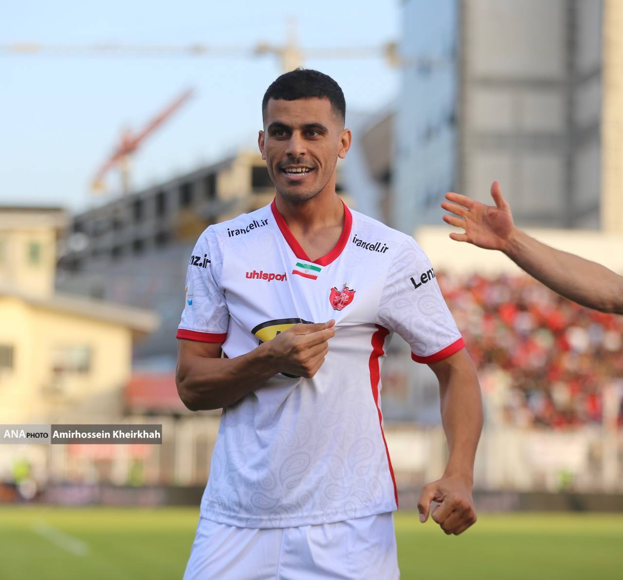 تصاویر گل اول پرسپولیس مقابل نساجی