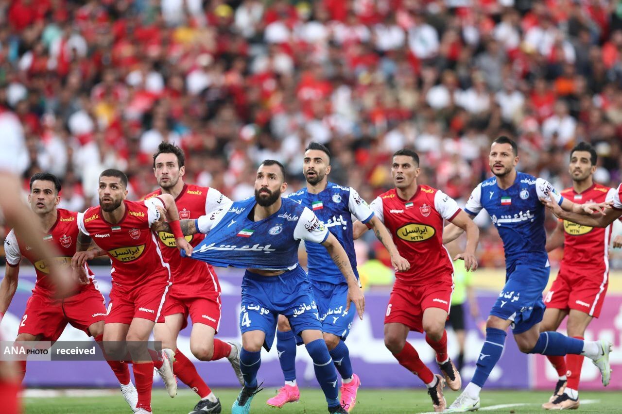 گل پرسپولیس با اشتباه داور رخ داد +عکس و فیلم گل پرسپولیس با اشتباه داور رخ داد +عکس و فیلم