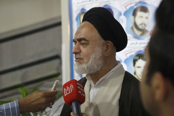 بخشی از جهاد تبیین به بیان دستاوردهای نظام و انقلاب از جمله فولاد مباركه مربوط میشود بخشی از جهاد تبیین به بیان دستاوردهای نظام و انقلاب از جمله فولاد مباركه مربوط میشود